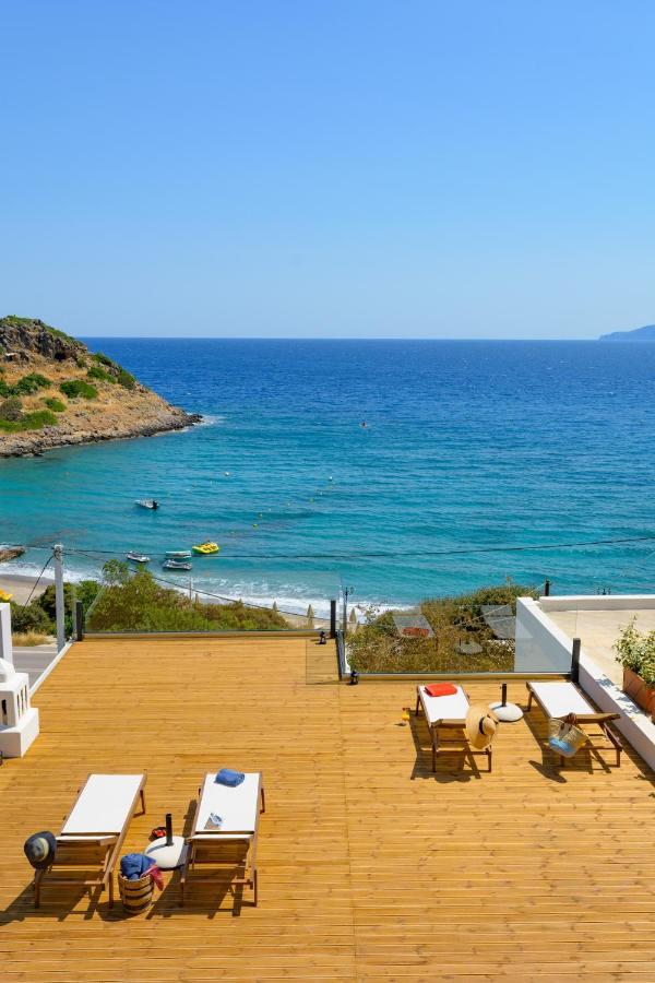 Villa Beachfront Phi φ