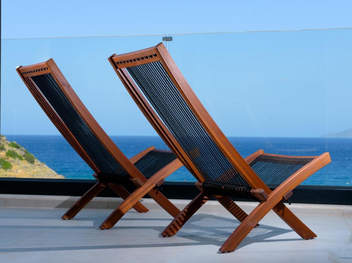 Villa Beachfront Phi φ Agios Nikolaos (Crete)