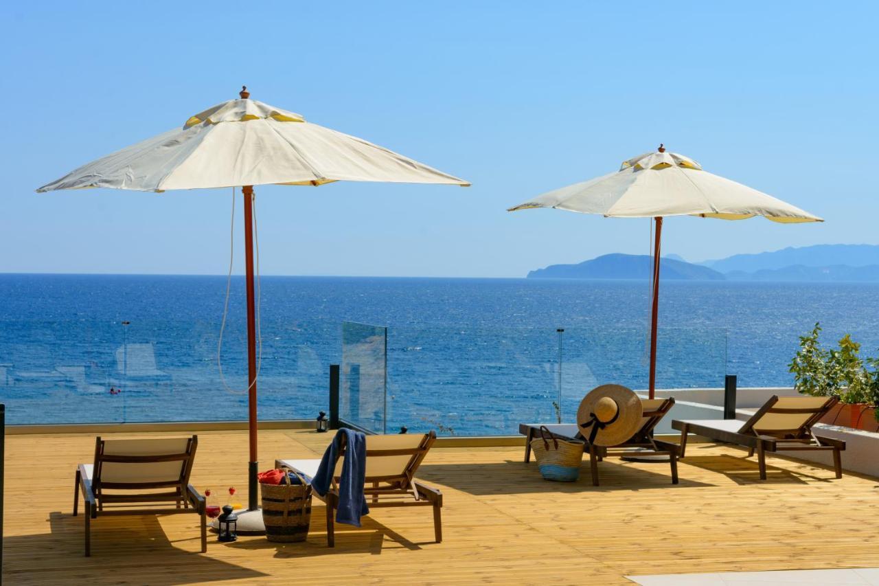 Beachfront Phi φ * Agios Nikolaos (Crete)