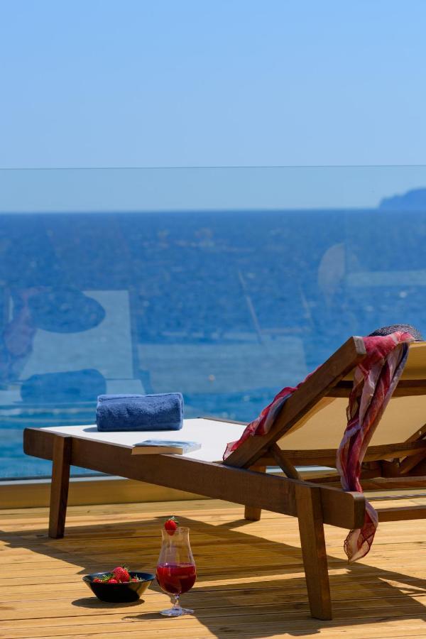 Вилла Beachfront Phi φ *
