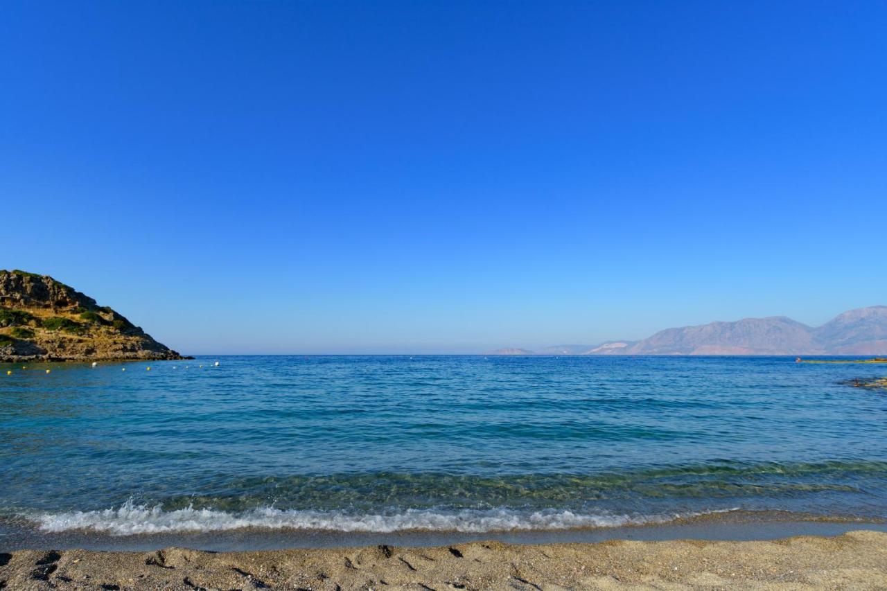 Villa Beachfront Phi φ Agios Nikolaos (Crete)